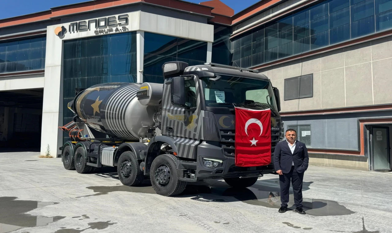 Solo Türk Sevgisini Beton Mikserine Taşıdı