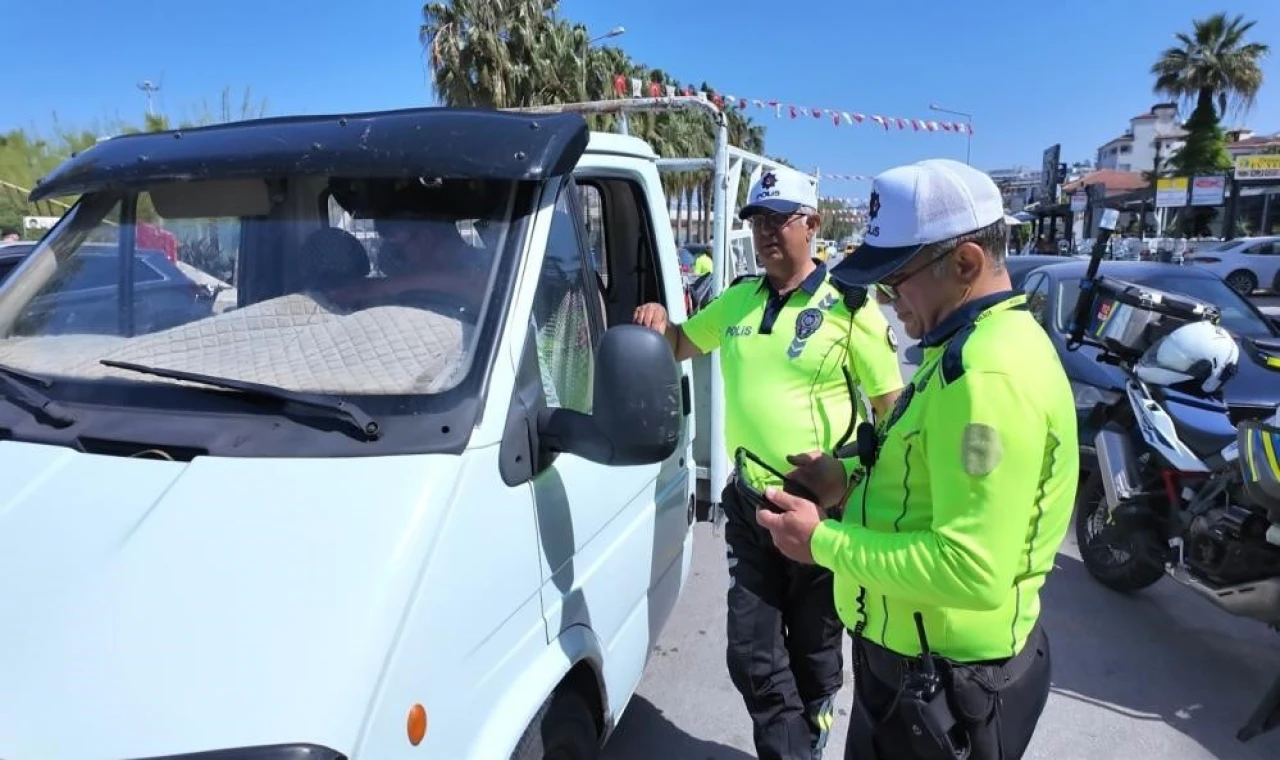 Trafik ekiplerinden sıkı denetim: 28 bin araca işlem