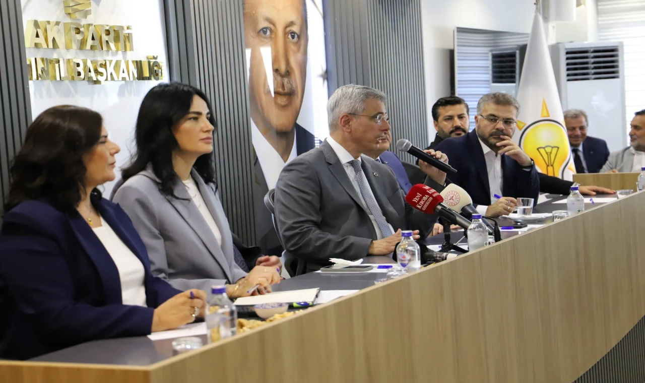 Başkan Erol, Sağlık Bakanı Memişoğlu ile İstişare Toplantısına Katıldı