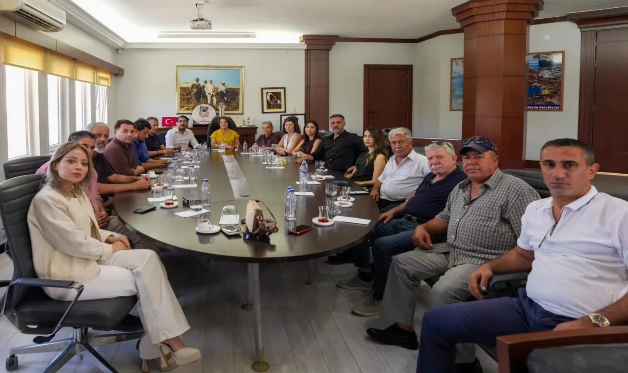 Didim Belediye Başkanı Hatice Gençay CHP’den İstifa Etti: “20 Meclis Üyemizle Birlikte Ayrılıyoruz”
