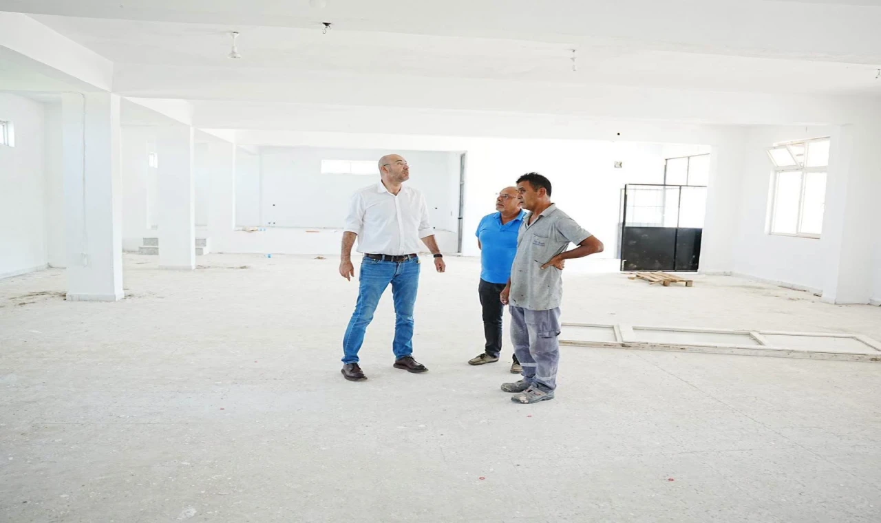Germencik'te düğün salonu modern görünüme kavuşuyor