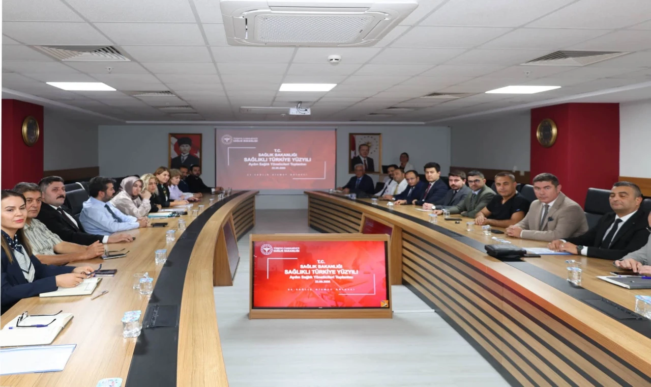 Kamu hastanelerinin hizmetleri gözden geçirildi