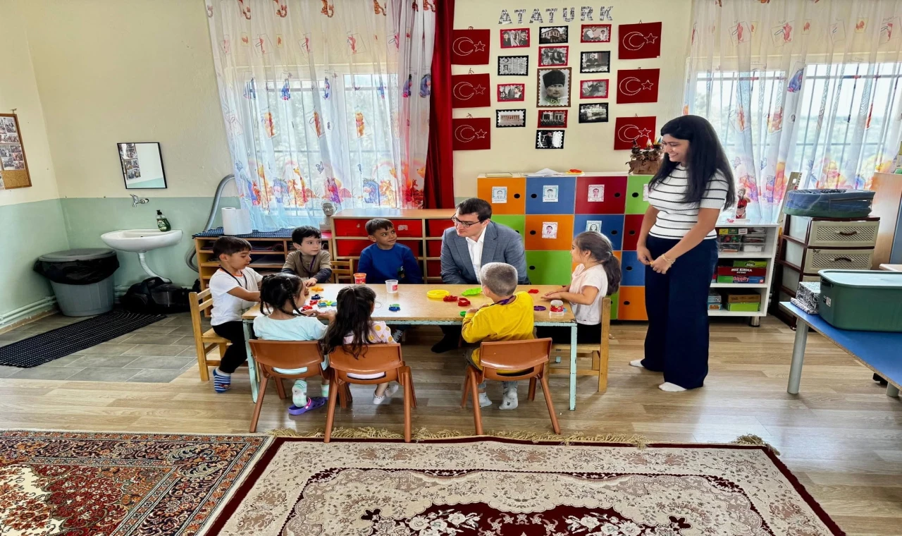 Kaymakam Sözen, öğrenciler ve öğretmenlerle bir araya geldi