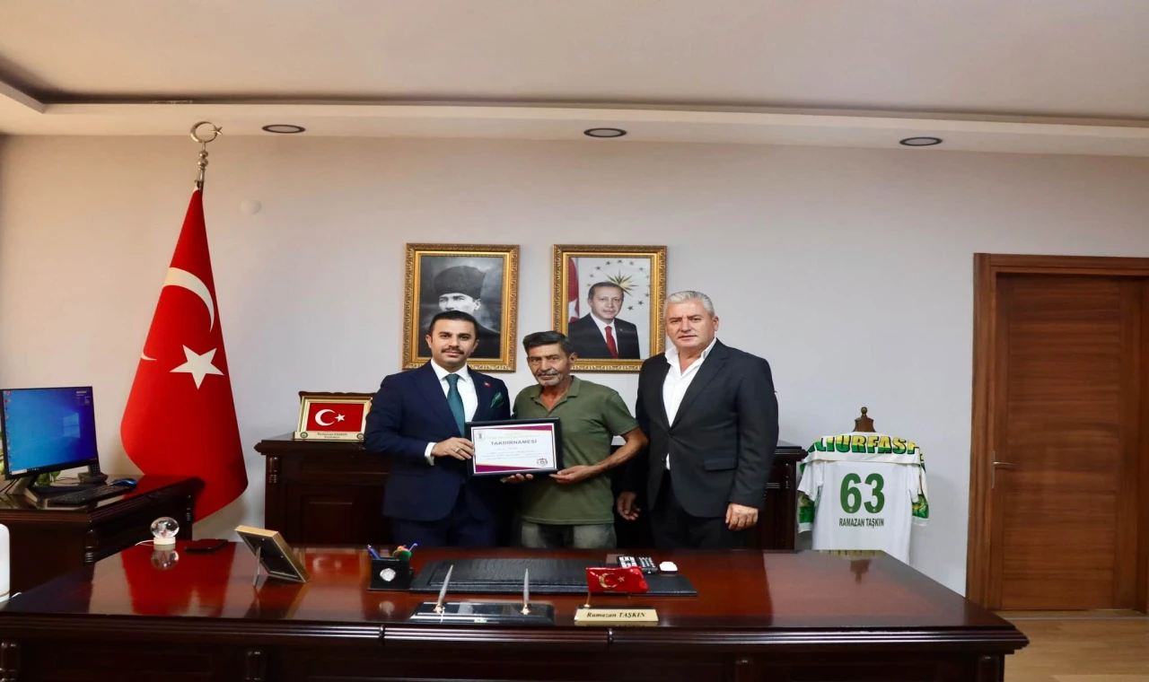 Koçarlı Kaymakamı Taşkın, 25 yıllık esnaflarla bir araya geldi