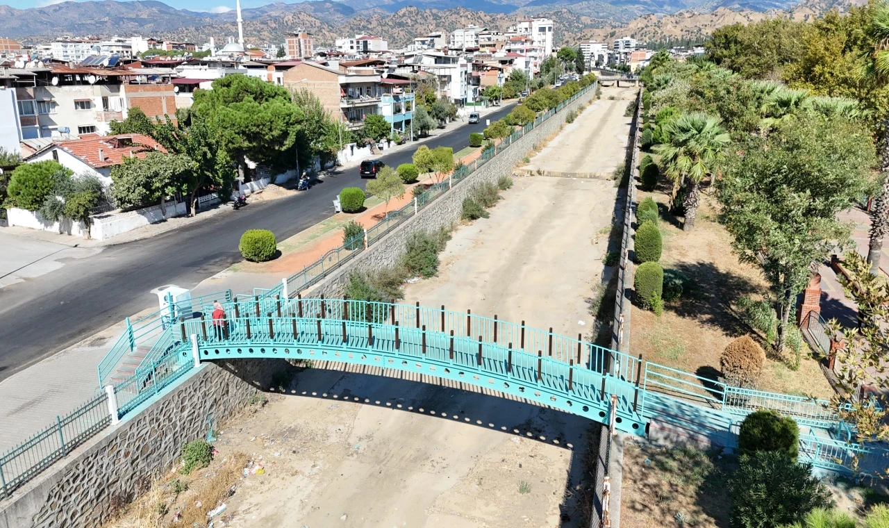 NAZİLLİ BELEDİYESİ’NDEN YEŞİL MAHALLE’DE KÖPRÜ GÜVENLİĞİNE YENİ DÜZENLEME