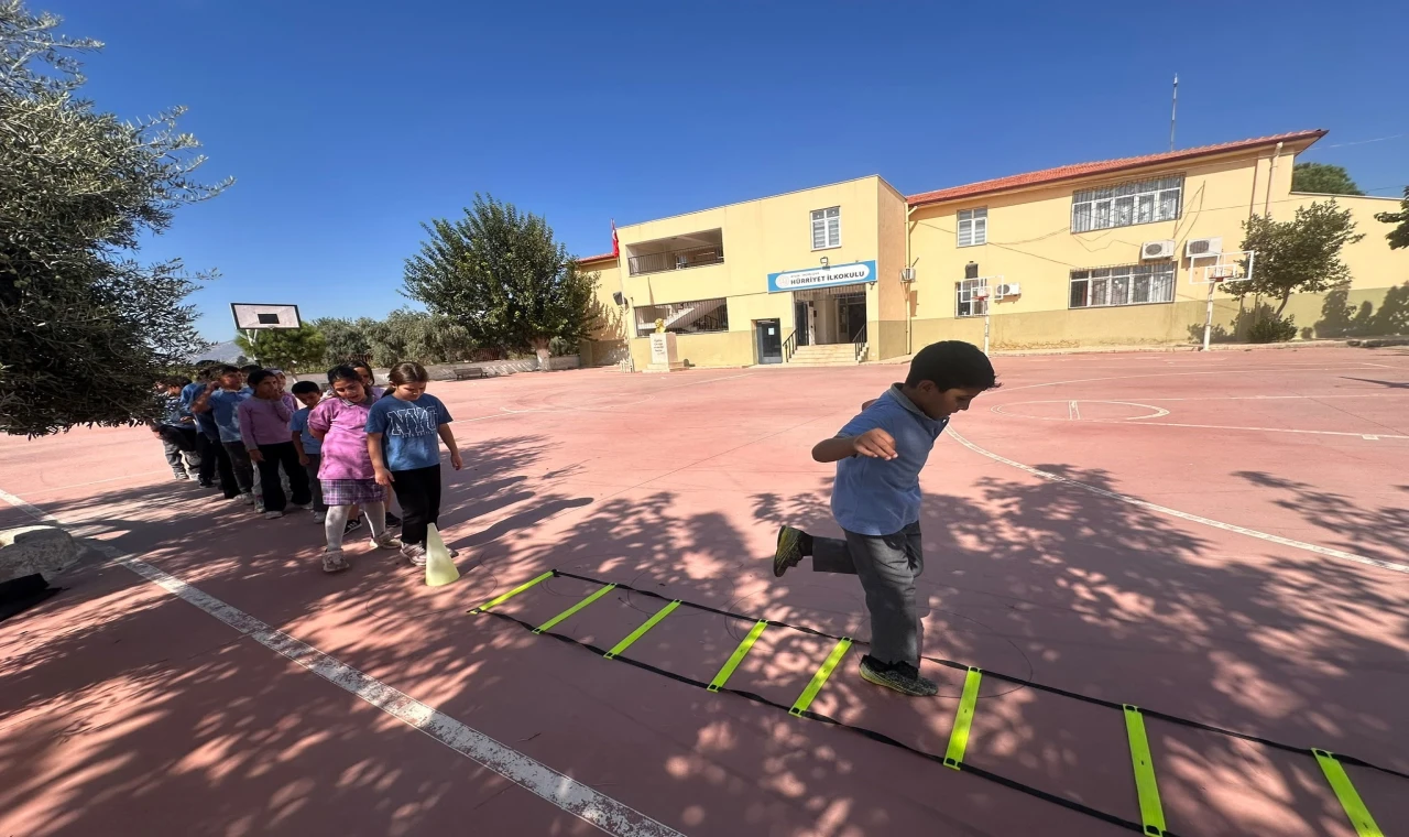 Aydın'da miniklerin antrenmanları devam ediyor