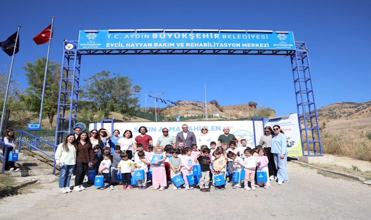 BAŞKAN ÇERÇİOĞLU’NUN ÖNCÜLÜĞÜNDE İLK DERSİN KONUSU “HAYVAN SEVGİSİ”