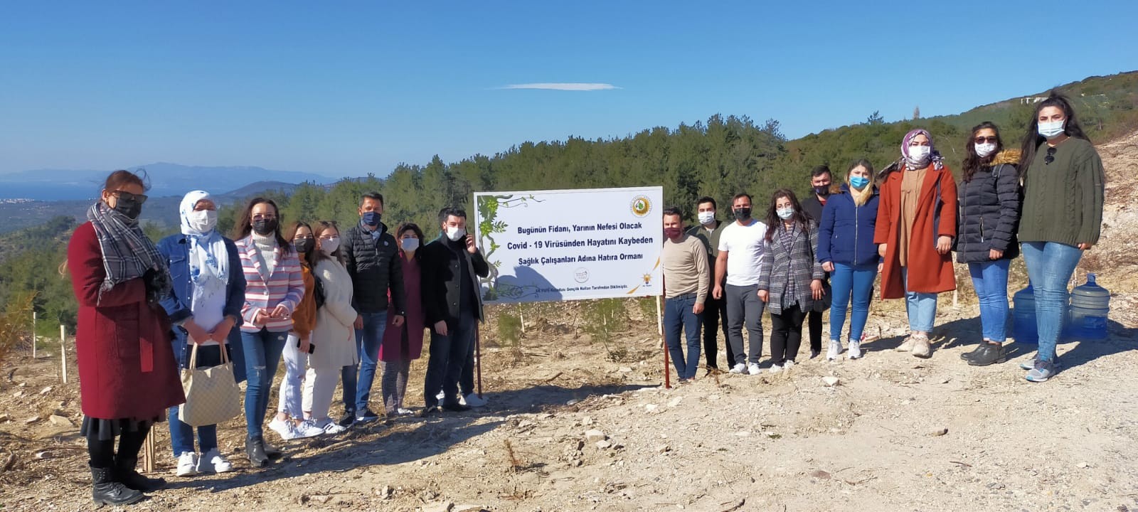 AK Parti Kuşadası Gençlik Kolları’ndan örnek etkinlik