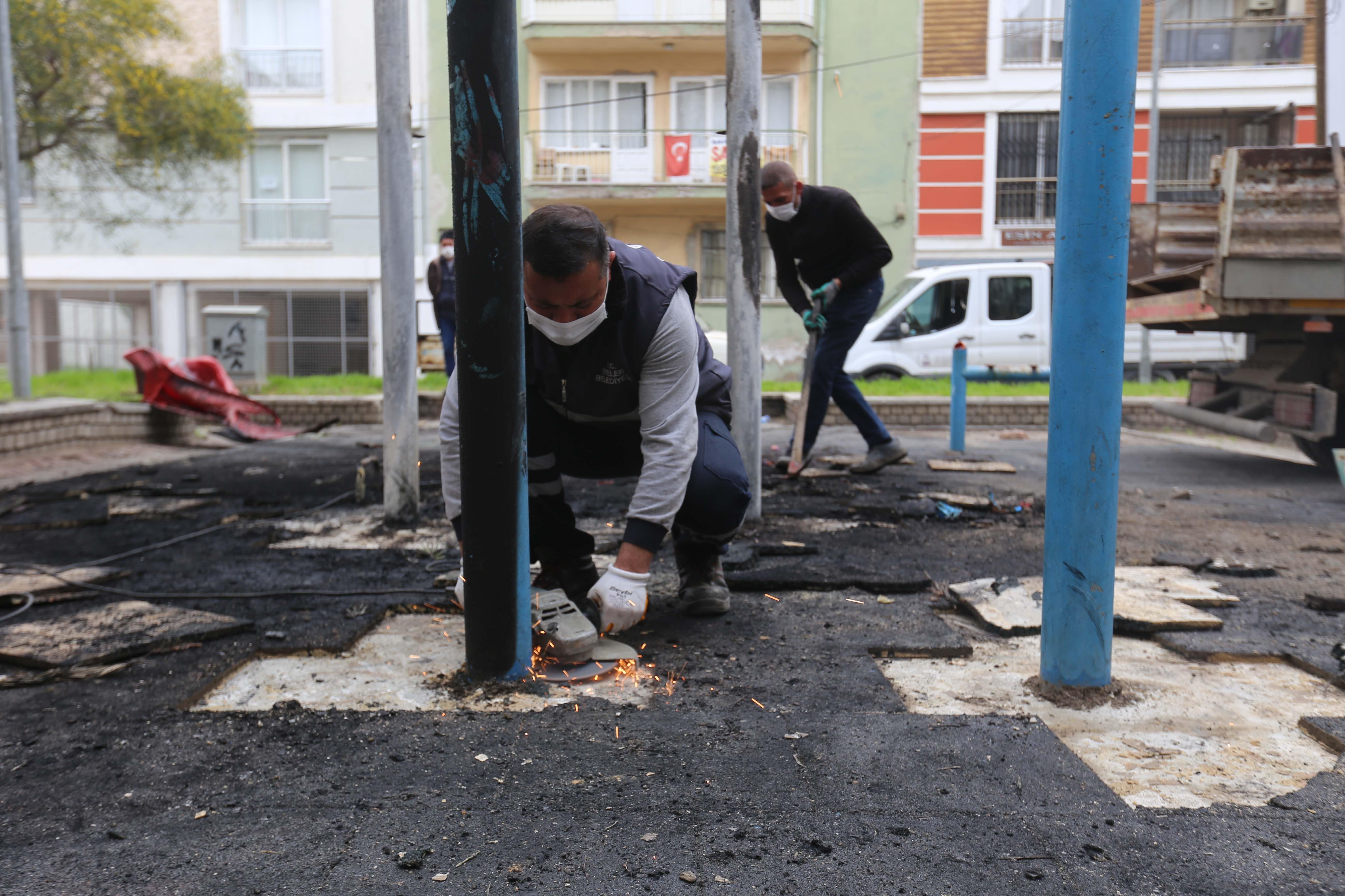  Yangında zarar gören park yenileniyor