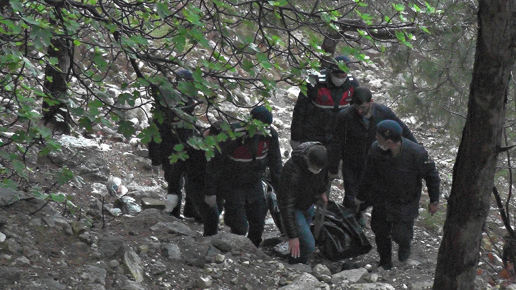  En son ağabeyine mesaj atan genç ölü bulundu