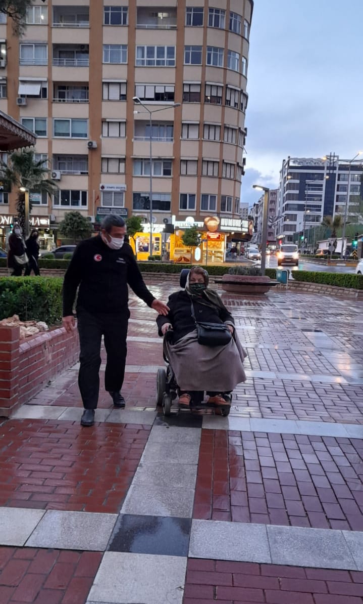 Nazilli Belediyesi personelinden yardım eli