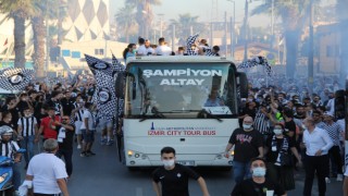 Şampiyon Altay'ın İzmir’i Saran Coşkusu