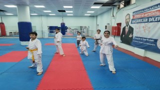 Aydınlı Gençlerden Karate Kurslarına İlgi