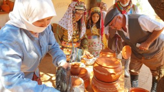 Karacasu’da Kırmızı Eller Festival Coşkusu Başladı