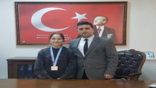 Köşklü Zeynep Gurur Yaşattı