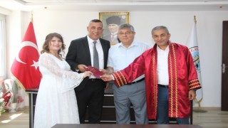 Başkan Nikah Kıydı, Milletvekili Şahit Oldu