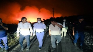 Vali Aksoy, Yangın Bölgesinde İnceleme Yaptı