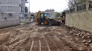 Nazilli Belediyesi yol çalışmaları ile rekor kırıyor