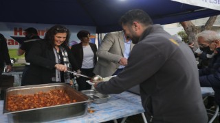 Başkan Çerçioğlu, iftar sofralarında vatandaşlarla bir arada 