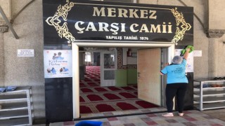 AYDIN BÜYÜKŞEHİR BELEDİYESİ’NDEN CAMİLERDE BAYRAM TEMİZLİĞİ