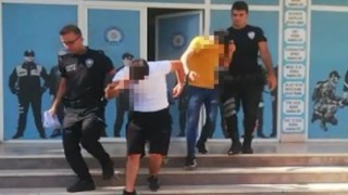 Polis azılı hırsızları kıskıvrak yakaladı