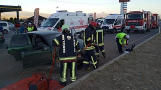 Lastiği patlayan otomobil karşı şeride geçip dehşet saçtı: 1 bebek öldü, 3'ü çocuk 9 kişi yaralandı