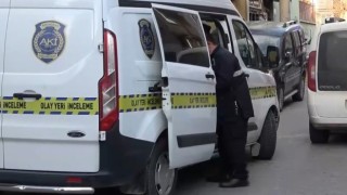 Ambulans şoförü babasını, başına ateş ederek öldürdü