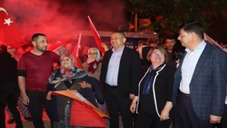 Ak Parti'li Abak'a coşkulu karşılama