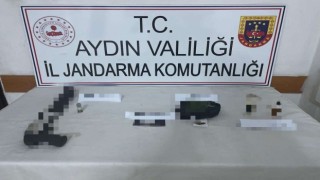 Ormanlık alana kaçarken jandarma yakaladı