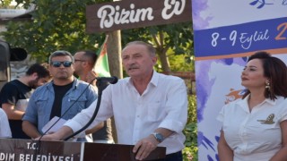 Dünya Didim’i Seviyor” festivali renkli görüntülere sahne oldu