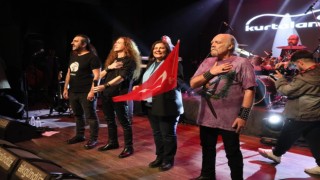 Aydın Büyükşehir, Cem Karaca ve Barış Manço’yu konserle andı