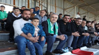 Savaş Aydınspor-Işıklıspor maçını izledi