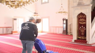 AYDIN BÜYÜKŞEHİR BELEDİYESİ CAMİLERİ TERTEMİZ YAPIYOR