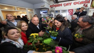 Özel başkandan 8 Mart’a özel kutlama