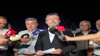 Bakan Yumaklı: “İzmir Menderes'teki çıkan yangın hobi bahçesinden çıktı”