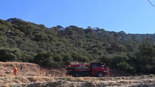 Kuşadası'ndaki orman yangını büyük ölçüde kontrol altına alındı