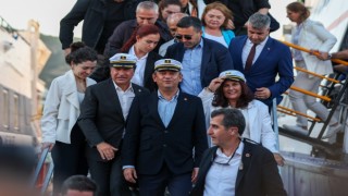 CHP Genel Başkanı Özel deniz otobüsünün ilk seferi ile Bodrum'da