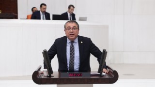 CHP’Lİ EVRİM KARAKOZ ELEKTRİK KESİNTİLERİNİ MECLİS GÜNDEMİNE TAŞIDI