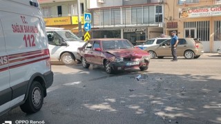 Nazilli Yeşil Mahalle'de yine aynı kavşak kazaya neden oldu 