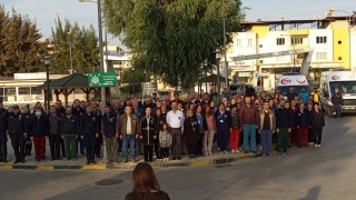 Nazilli Devlet Hastanesinde sağlık çalışanları Atatürk’ü andı