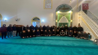 Efeler'de vatandaşlar sabah namazında buluştu