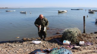 Günlerdir etkili olan fırtına balıkçıları olumsuz etkiledi