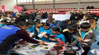 Öğrencilere enkaz altı dinleme sistemi anlatıldı