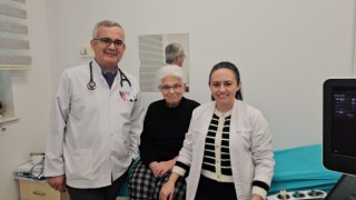 Aydın'da bir hastanın kalbine ulaşan cisim ameliyatsız şekilde çıkarıldı