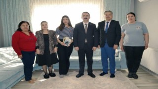 Kaymakam Ateş, öğrencilerin misafiri oldu