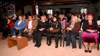 Kuşadası'nda 8 Mart kutlamaları başladı