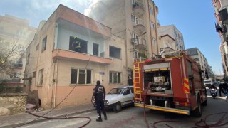 Metruk binadan yükselen alevler korkuttu 