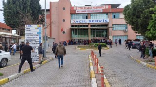 Hasta ziyaretine gelen aile üyeleri birbirine girdi