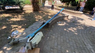 Aydın'da parkta oturan şahıslar ölümden döndü: 2 yaralı