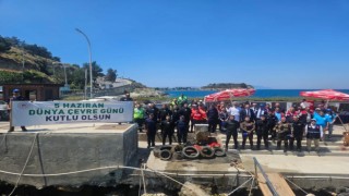 Güvercinada’da deniz dibinden 1.5 ton atık çıkarıldı